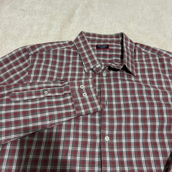 UNTUCKit Other - UNTUCKit Button Down Mens XL Red Grey Plaid Sauris Slim Fit‎ Wrinkle Free